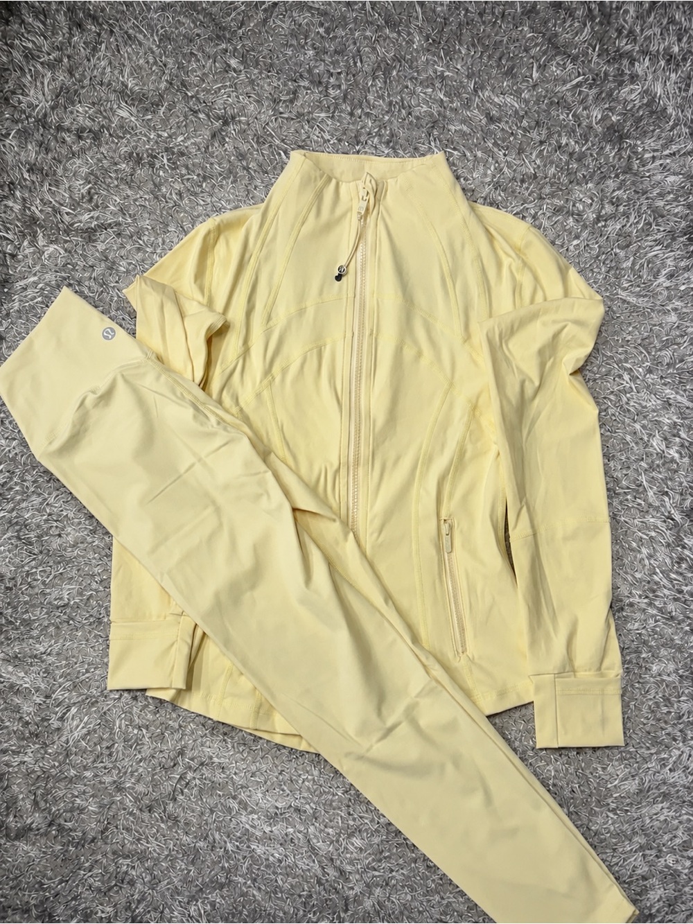 Lululemon Define Buttercream Jacket & Leggings Set
